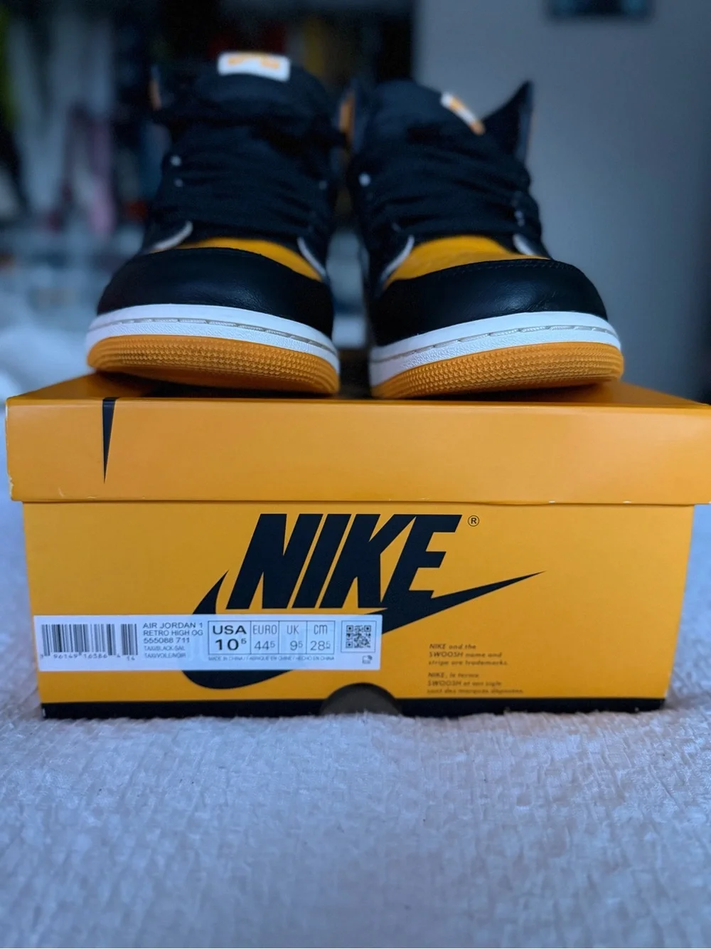 Jordan 1 High Taxi Sneakers - White/Black/Yellow 10.5 M